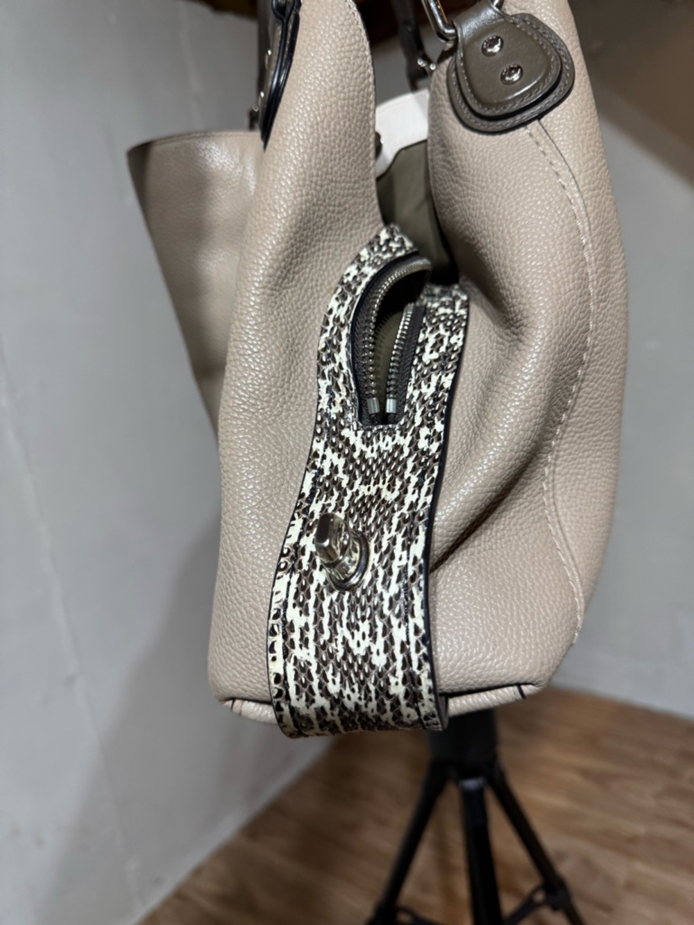 Coach Pebbled Leather Shoulder Bag in Taupe with Dark Trim - Picture 7 of 11